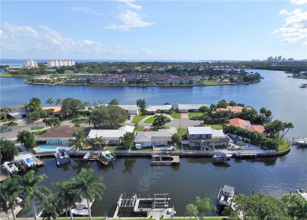1328 40th Ave., St Petersburg, FL 33703