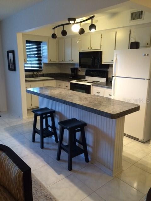 14531 Walsingham Rd. #216, Largo, FL 33774