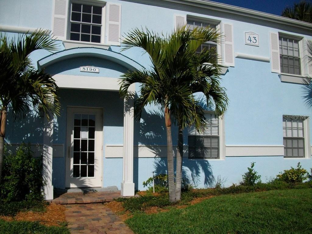 5190 Salmon Dr. #D, St Petersburg, FL 33705