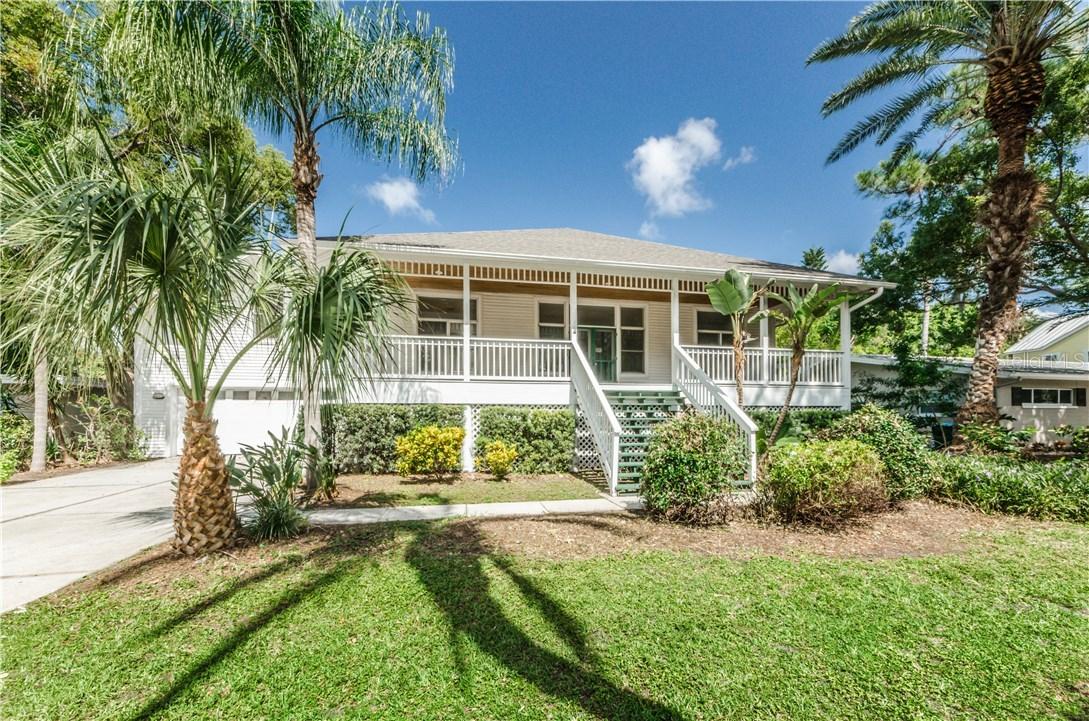 318 Lagoon Dr., Palm Harbor, FL 34683