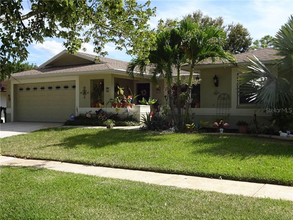 204 Meadowcross Dr., Safety Harbor, FL 34695