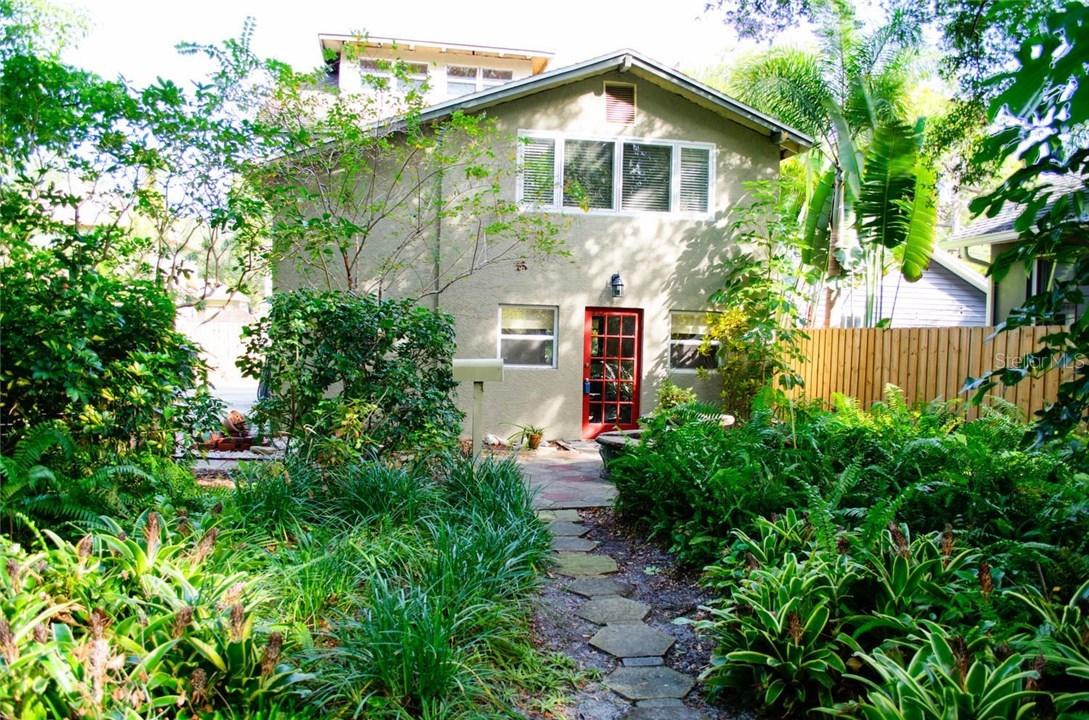 151 17th Ave., St Petersburg, FL 33704