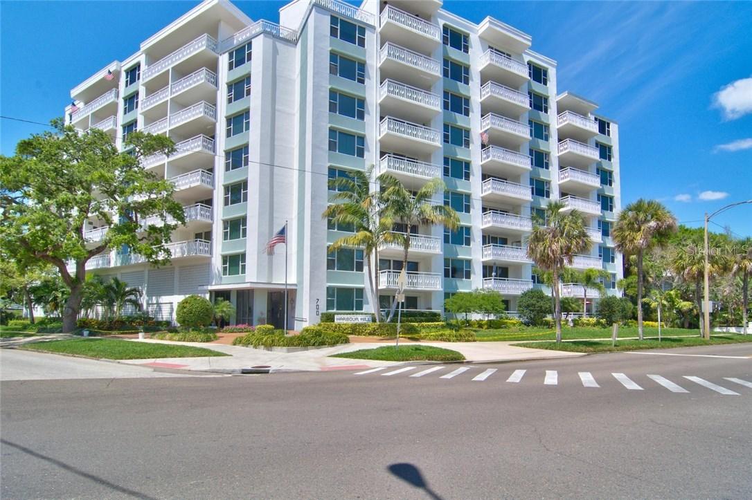 700 Beach Dr. #404, St Petersburg, FL 33701