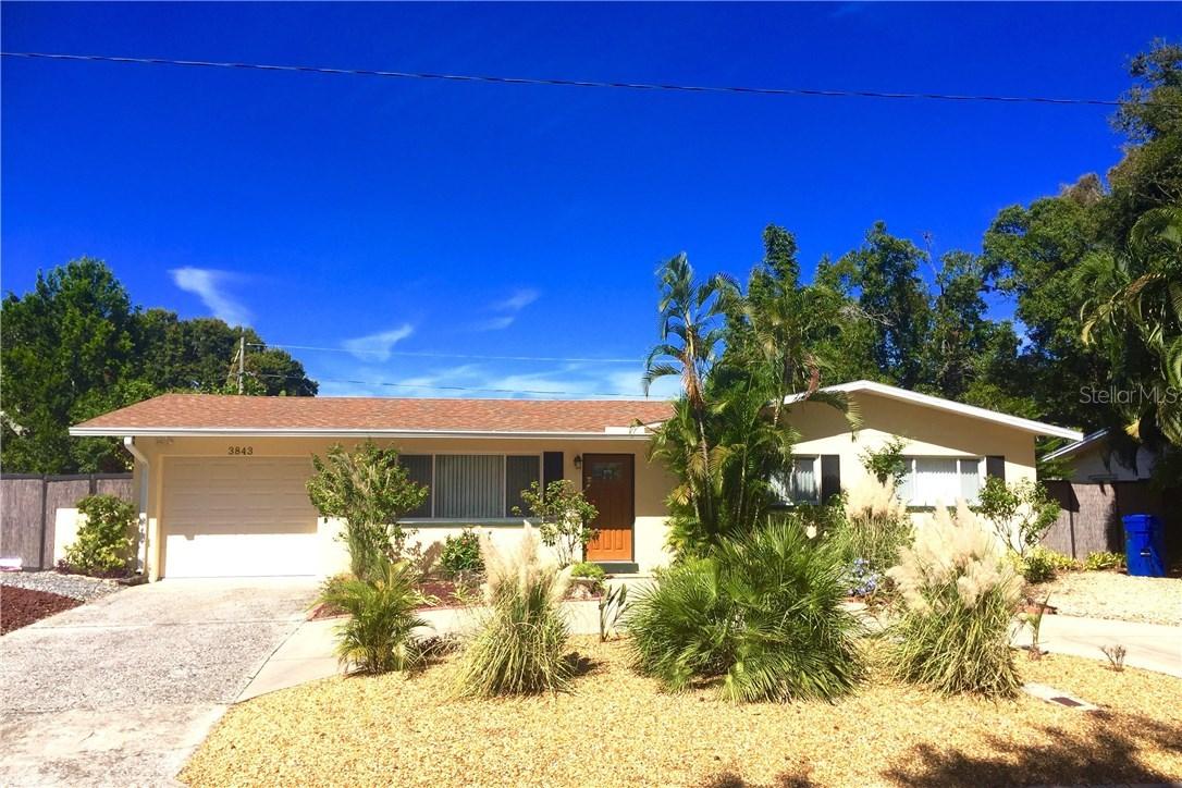 3843 Neptune Dr., St Petersburg, FL 33705