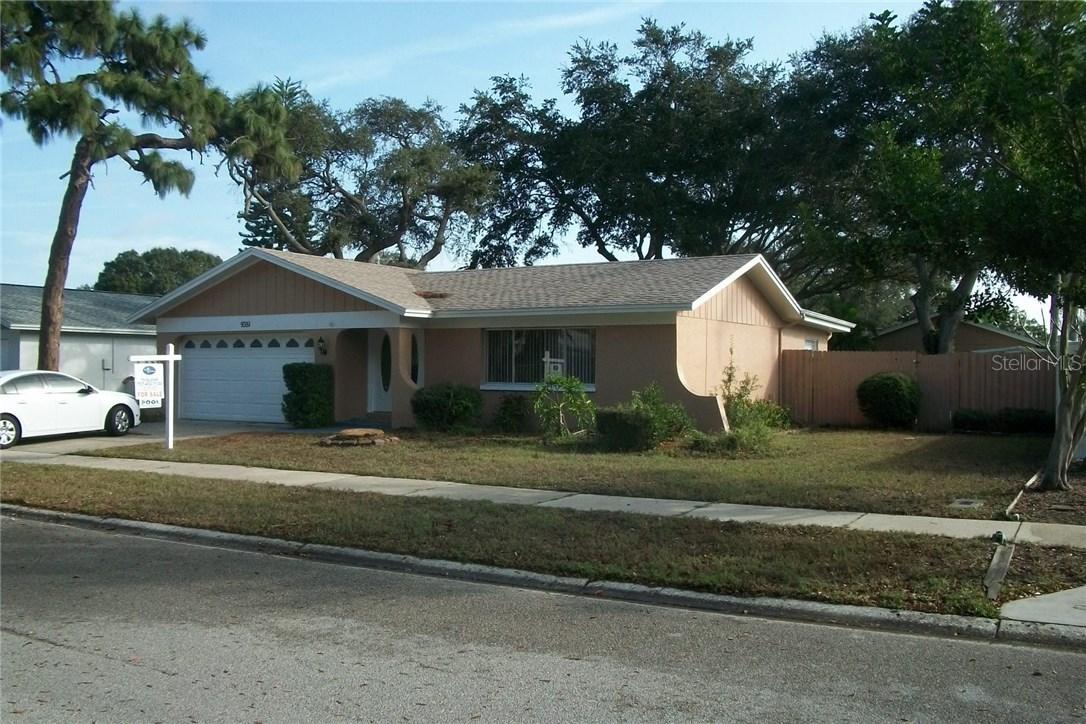 9351 120th Ln., Seminole, FL 33772