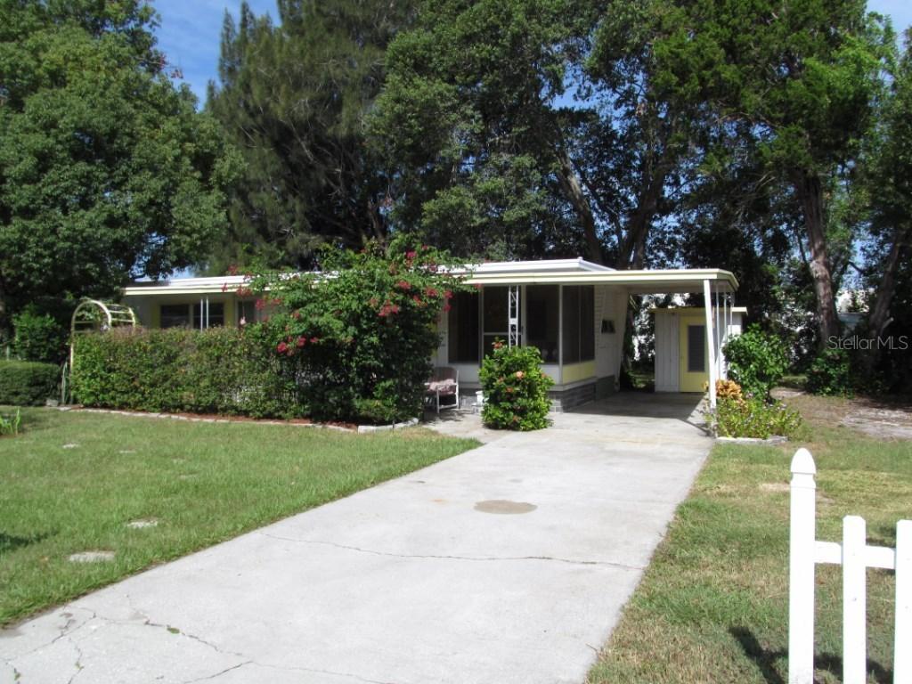 220 Lark Dr., Largo, FL 33778