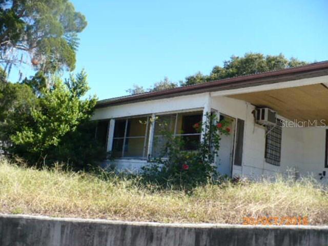 1228 Omaha St., Palm Harbor, FL 34683