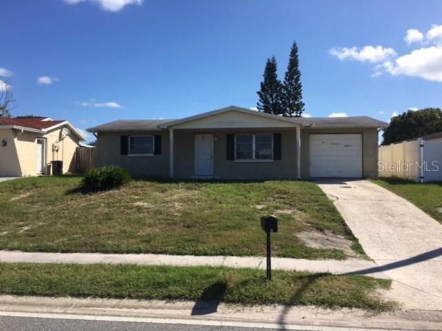 10018 Regency Park Blvd., Port Richey, FL 34668
