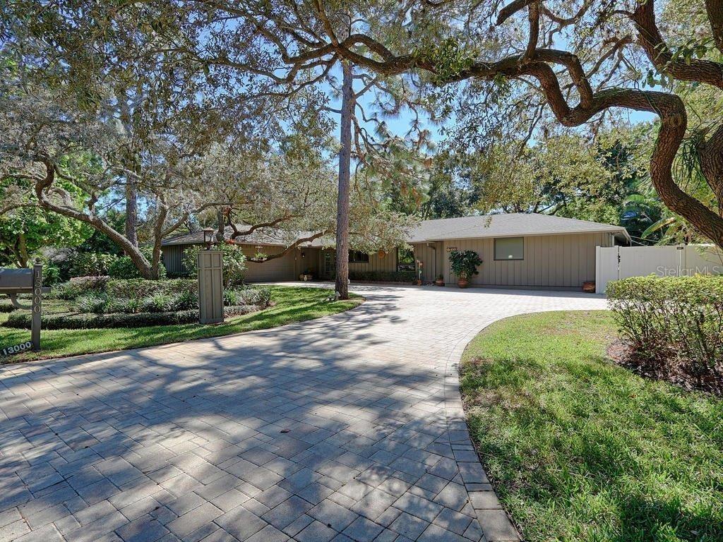 13000 98th Ave., Seminole, FL 33776