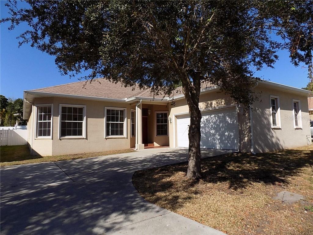 654 Arbor Ln., Largo, FL 33770