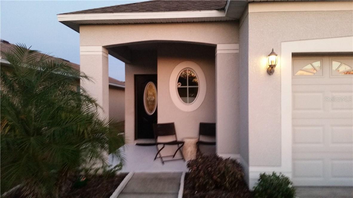 824 College Chase Dr., Ruskin, FL 33570