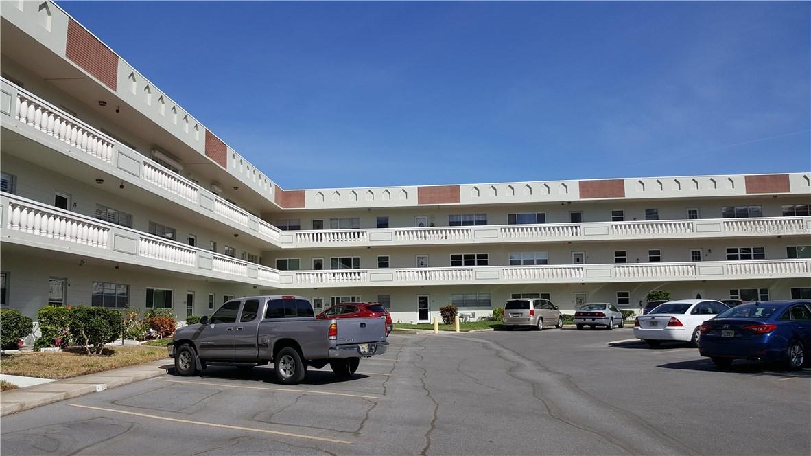 2284 Spanish Dr. #18, Clearwater, FL 33763