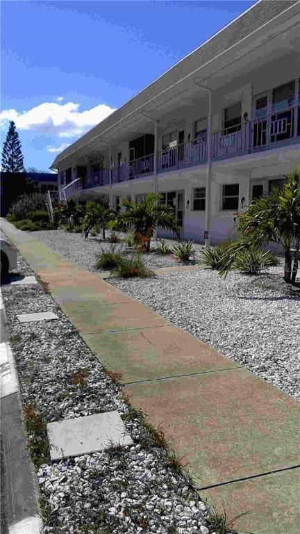 1221 Drew St. #B6, Clearwater, FL 33755