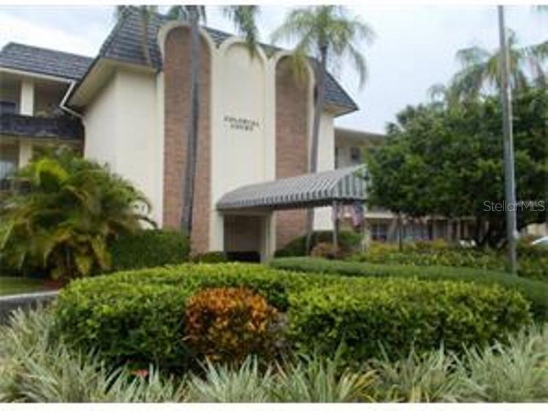 4780 Cove Cir. #208, St Petersburg, FL 33708