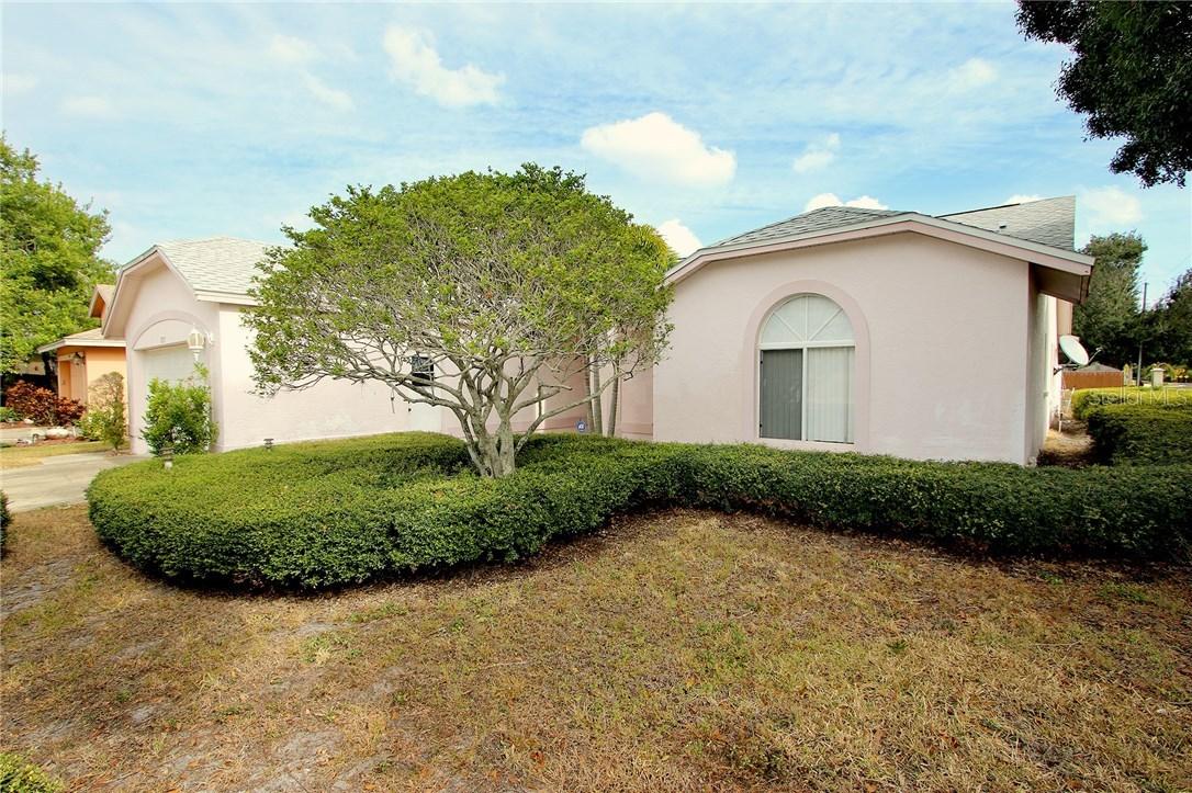 8397 Wrens Way, Largo, FL 33773