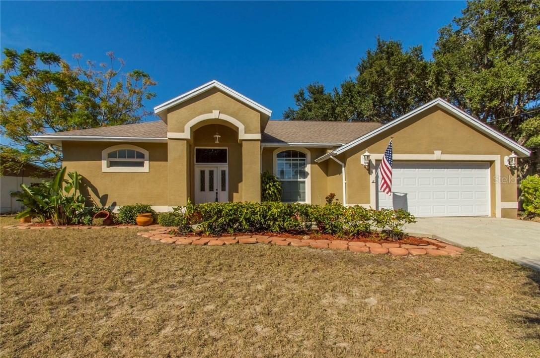 1446 Lakeview Dr., Tarpon Springs, FL 34689