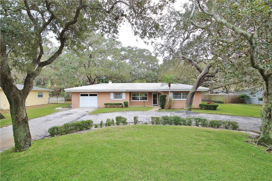 307 Crestwood Ln., Largo, FL 33770