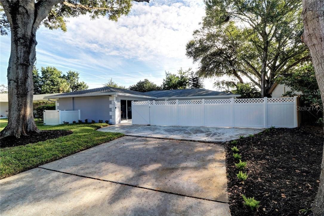 2363 Pineland Ln., Clearwater, FL 33763