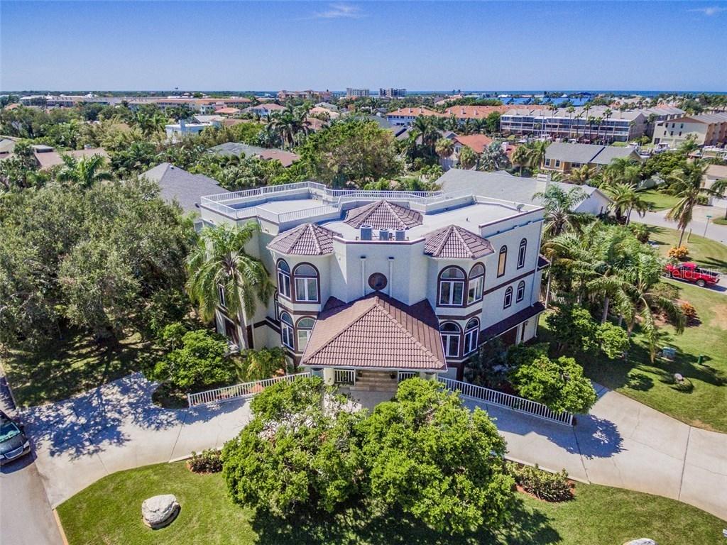 280 8th St., Tierra Verde, FL 33715
