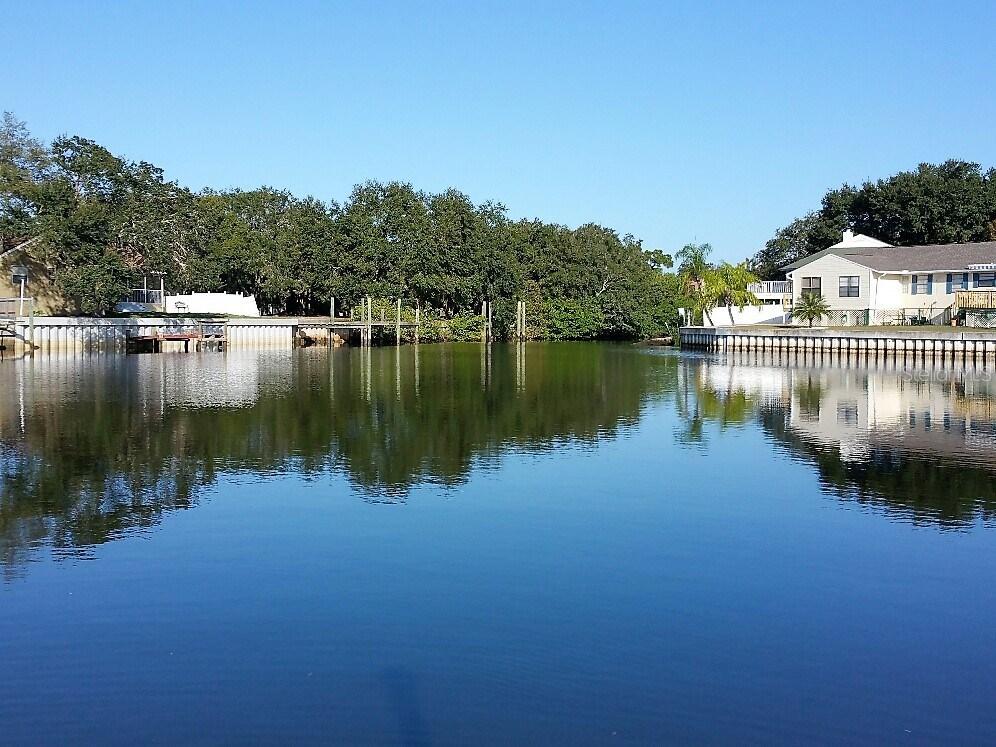 607 Westwinds Dr. #5, Palm Harbor, FL 34683