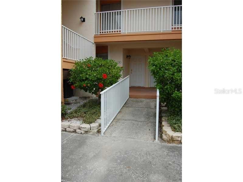 9975 7th Way #102, St Petersburg, FL 33702
