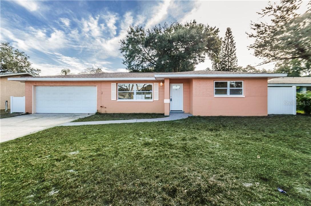 11156 102nd Ave., Seminole, FL 33778