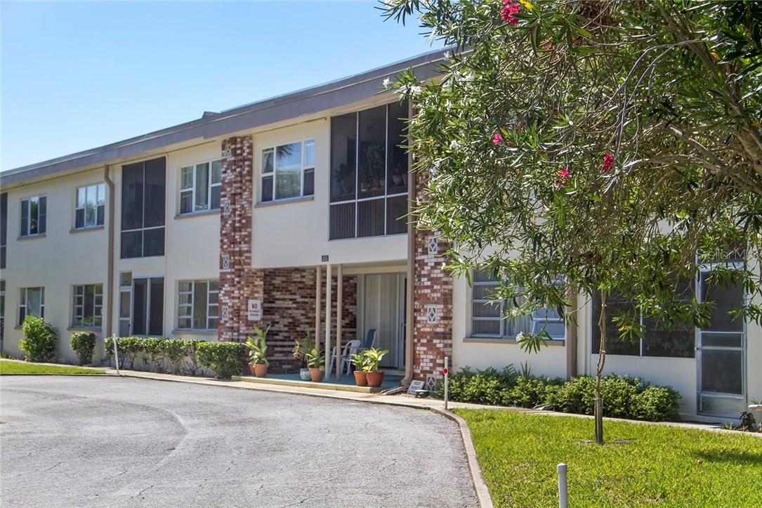 416 73rd Ave. #208, St Petersburg, FL 33702