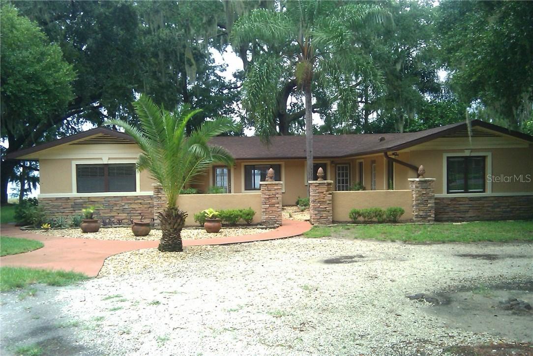 518 Lakeshore Dr., Eustis, FL 32726
