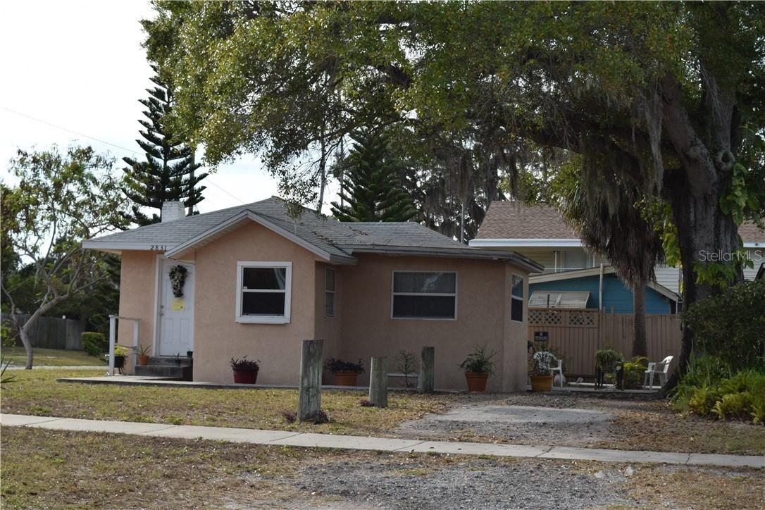 2831 S 37th St., St Petersburg, FL 33711
