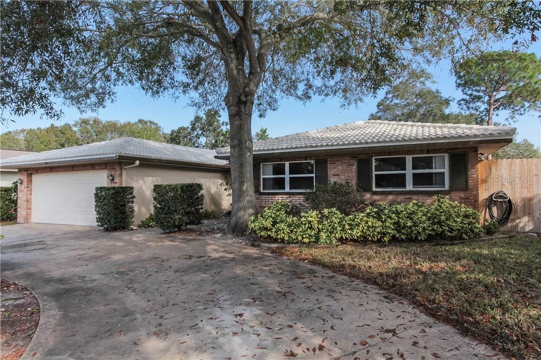 8693 Pinetree Dr., Seminole, FL 33772