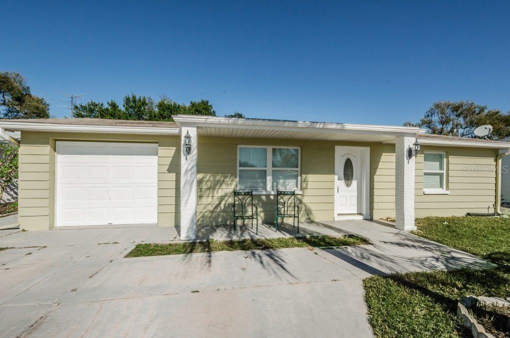 4319 Oak Bluff Ave., Holiday, FL 34691