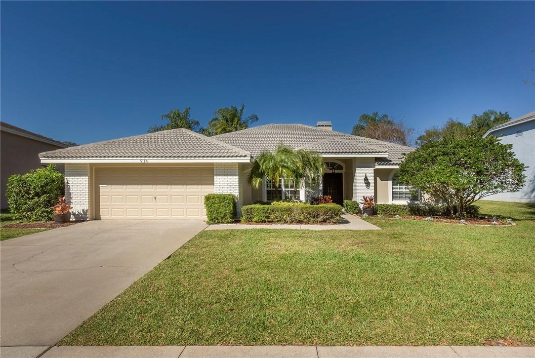 914 Whippoorwill Dr., Palm Harbor, FL 34683