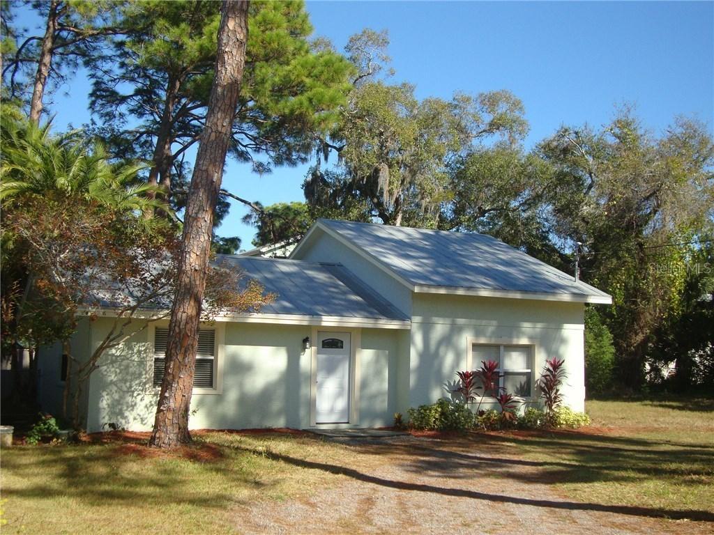 839 Florida Ave., Palm Harbor, FL 34683