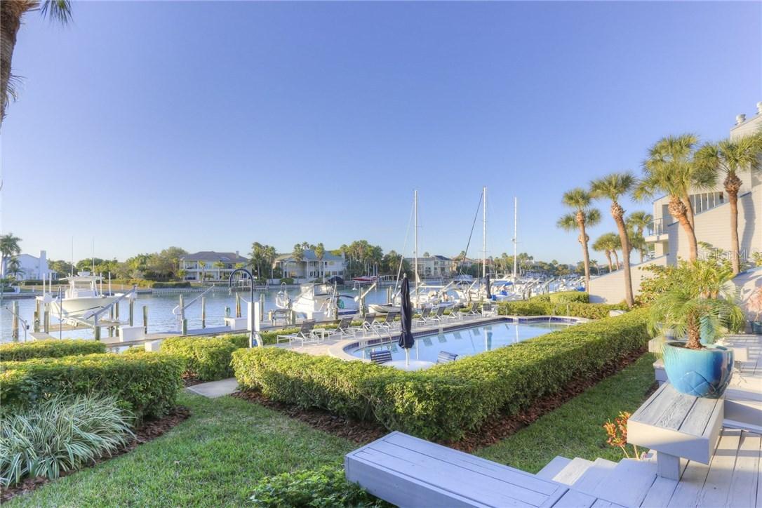 910 Pinellas Bayway #105, Tierra Verde, FL 33715