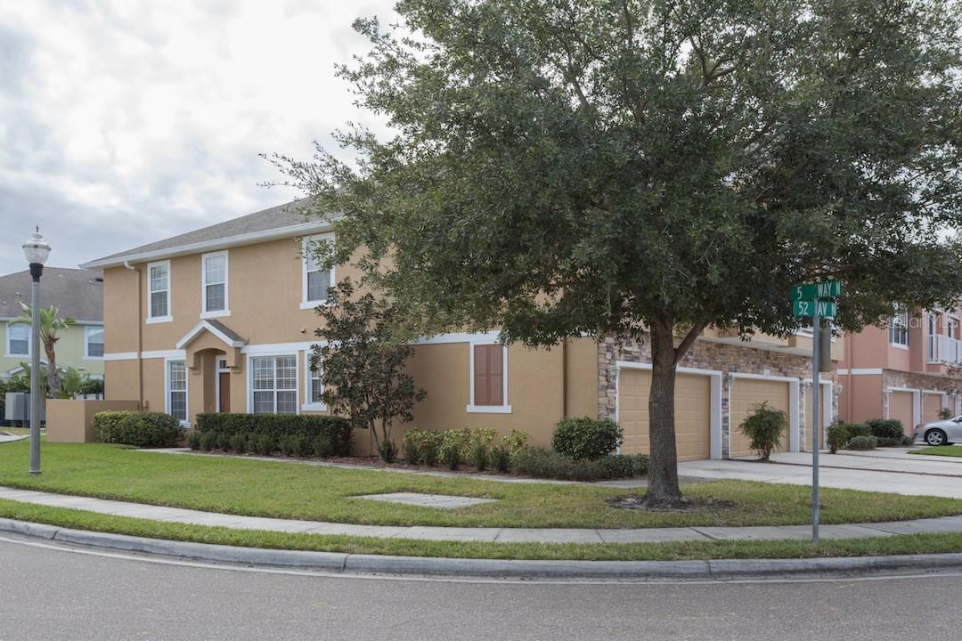 542 52nd Avenue N, St Petersburg, FL 33703