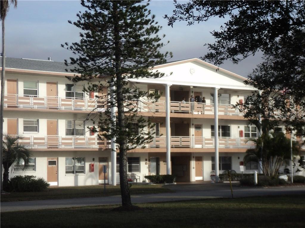 6015 19th St. #306, St Petersburg, FL 33714