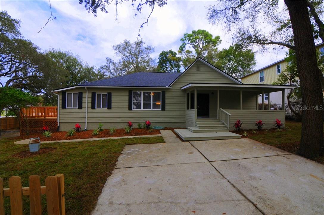 408 S Highland Ave., Tarpon Springs, FL 34689