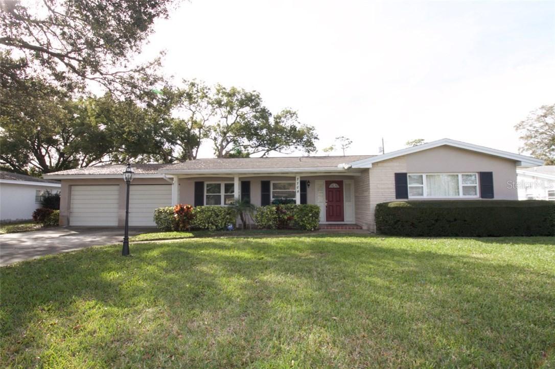 1108 Stephen Foster Dr., Largo, FL 33771