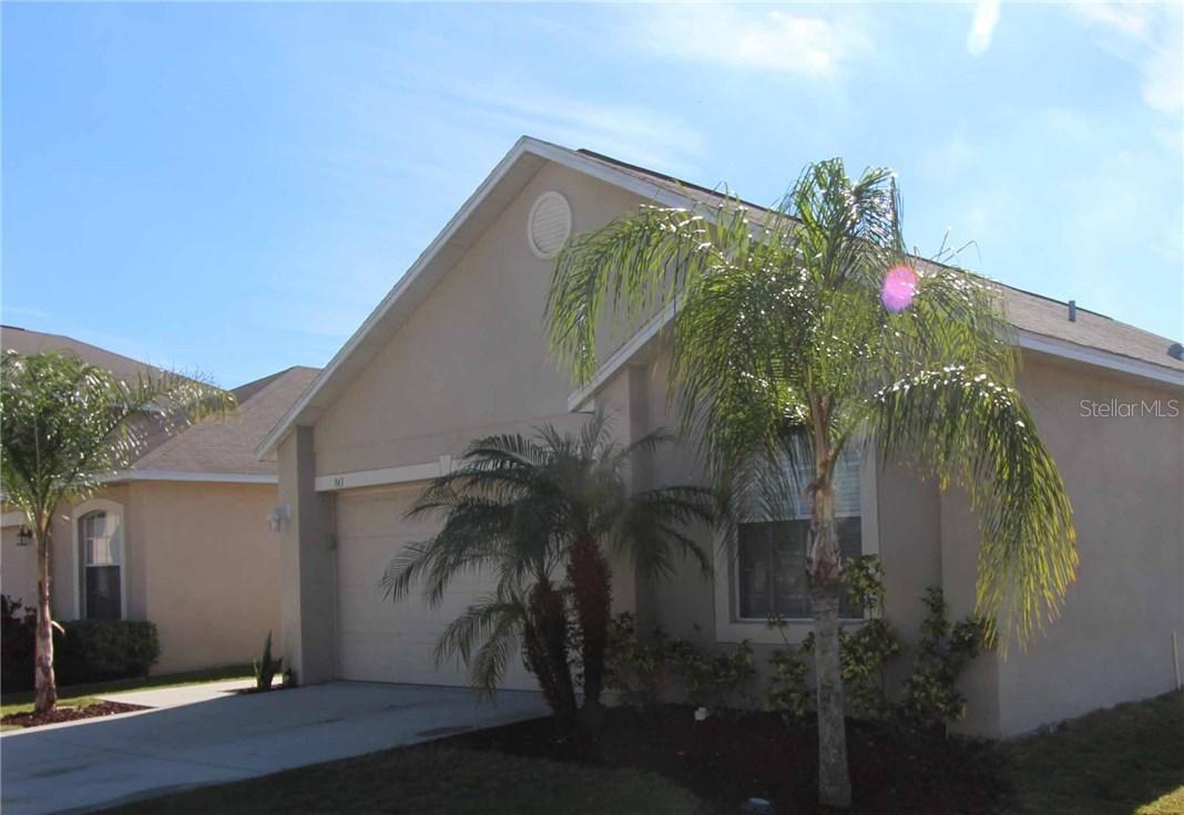 943 Brenton Leaf Dr., Ruskin, FL 33570
