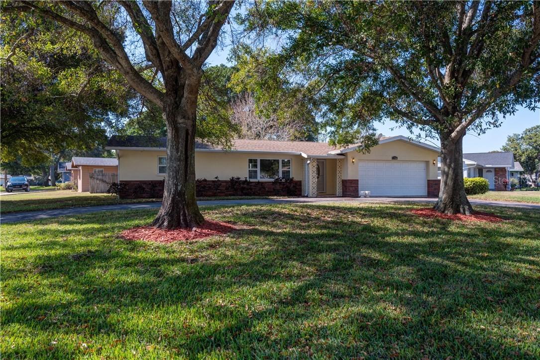 2550 63rd Ave., St Petersburg, FL 33712