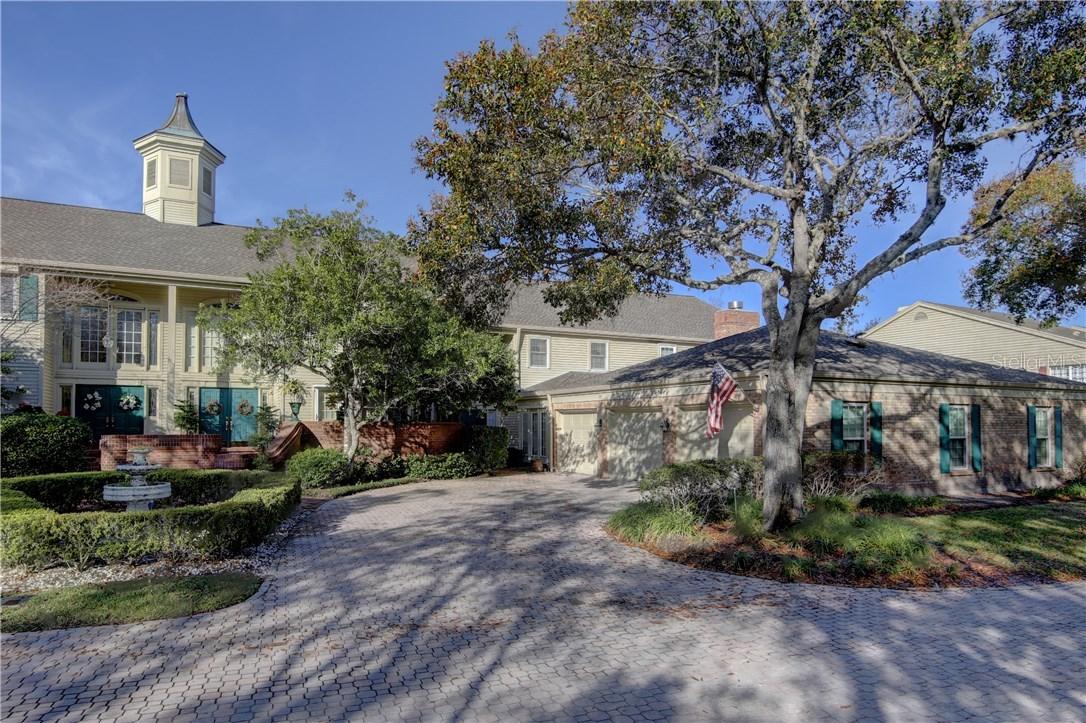 33 Pelican Pl., Belleair, FL 33756