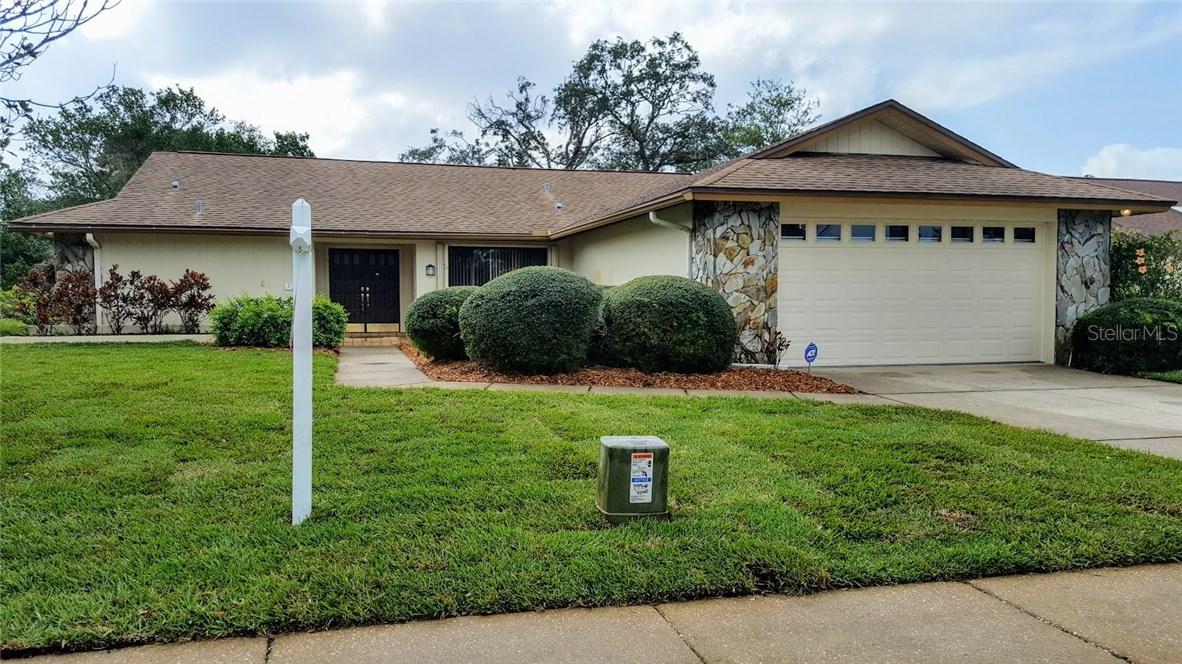 1396 Rolling Ridge Rd., Palm Harbor, FL 34683