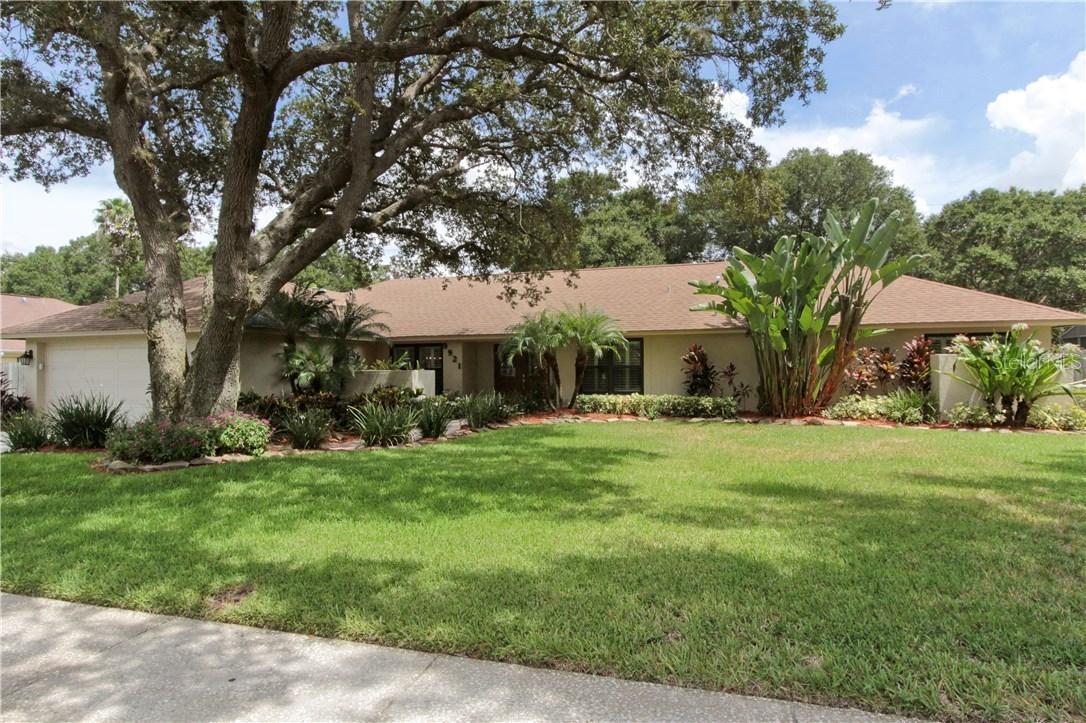 9921 Frank Dr., Seminole, FL 33776