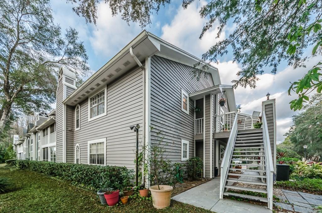2101 Fox Chase Blvd. #208, Palm Harbor, FL 34683