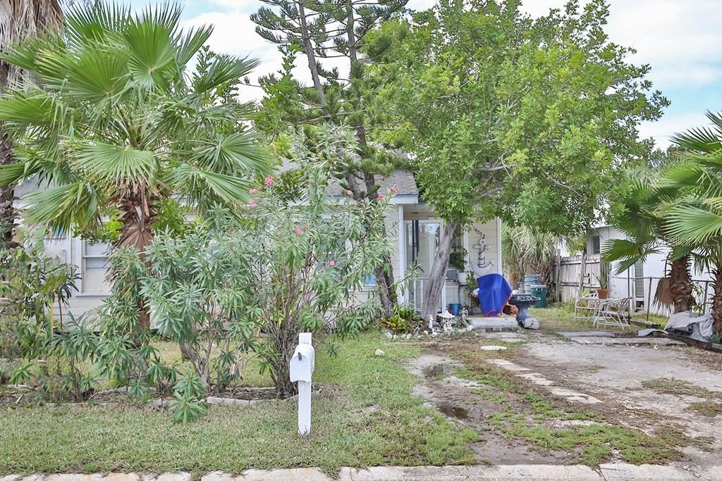 14052 Vivian Dr., Madeira Beach, FL 33708