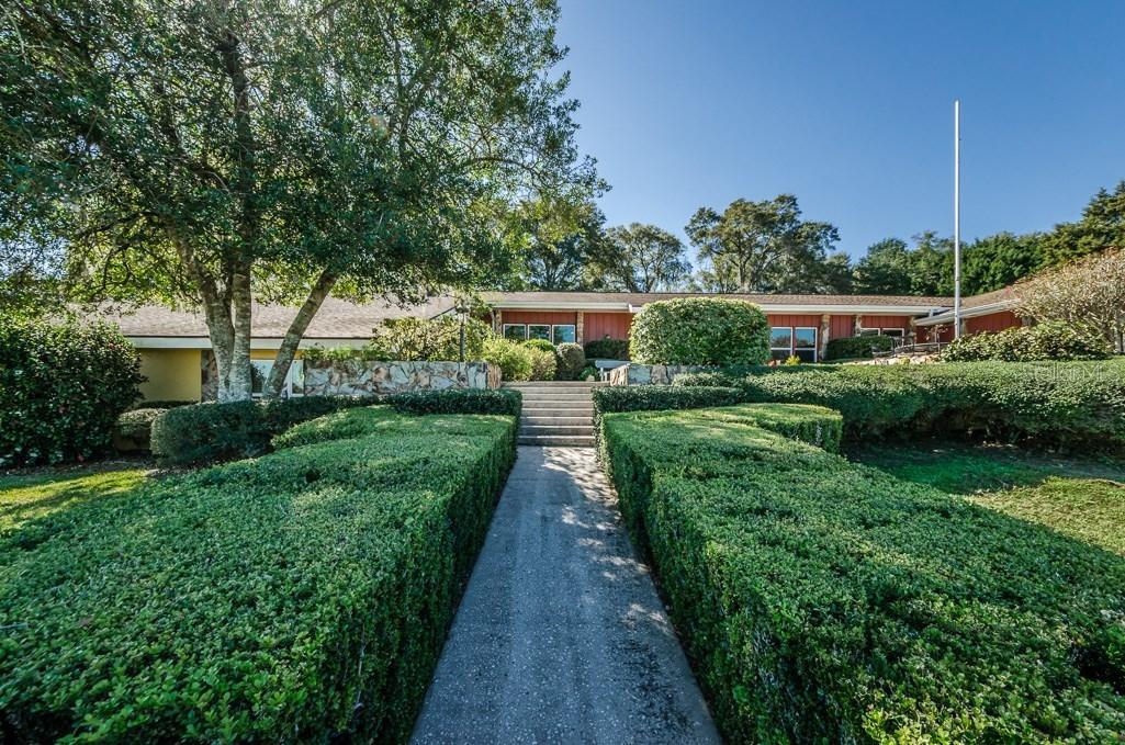 16429 Spring Valley Rd., Dade City, FL 33523