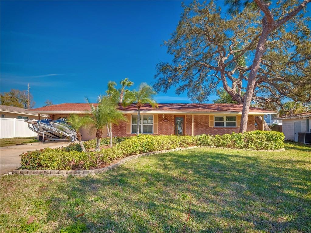 6567 Hillside Ave., Seminole, FL 33772