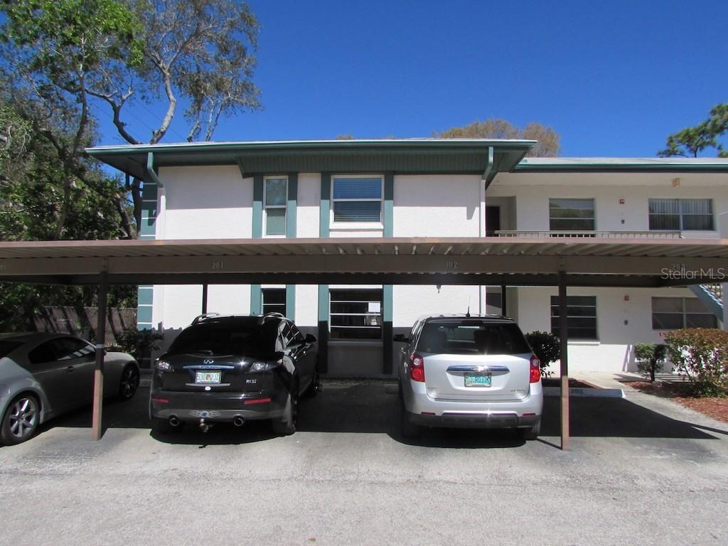 7680 92nd St. #101, Seminole, FL 33777