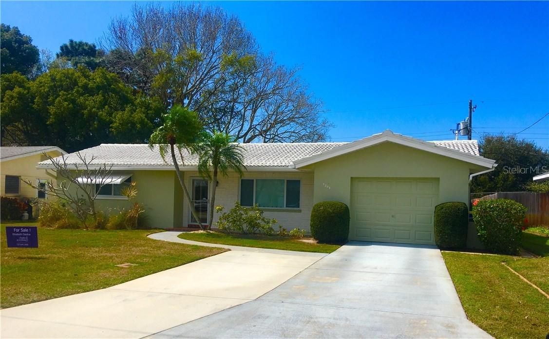 9258 N 111th St., Seminole, FL 33772
