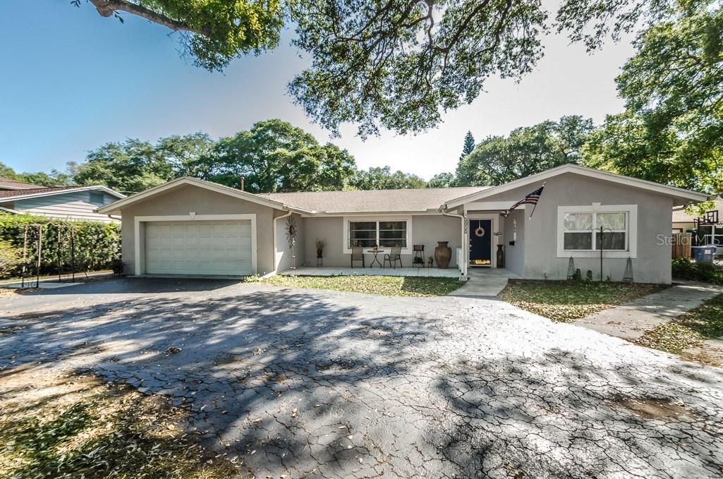 2015 Park St., St Petersburg, FL 33710